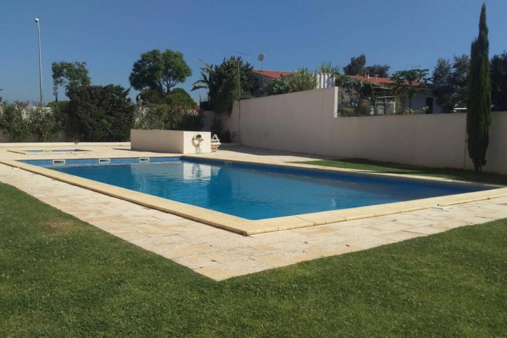 Modern 3 Bedroom Pool View. Appartement *