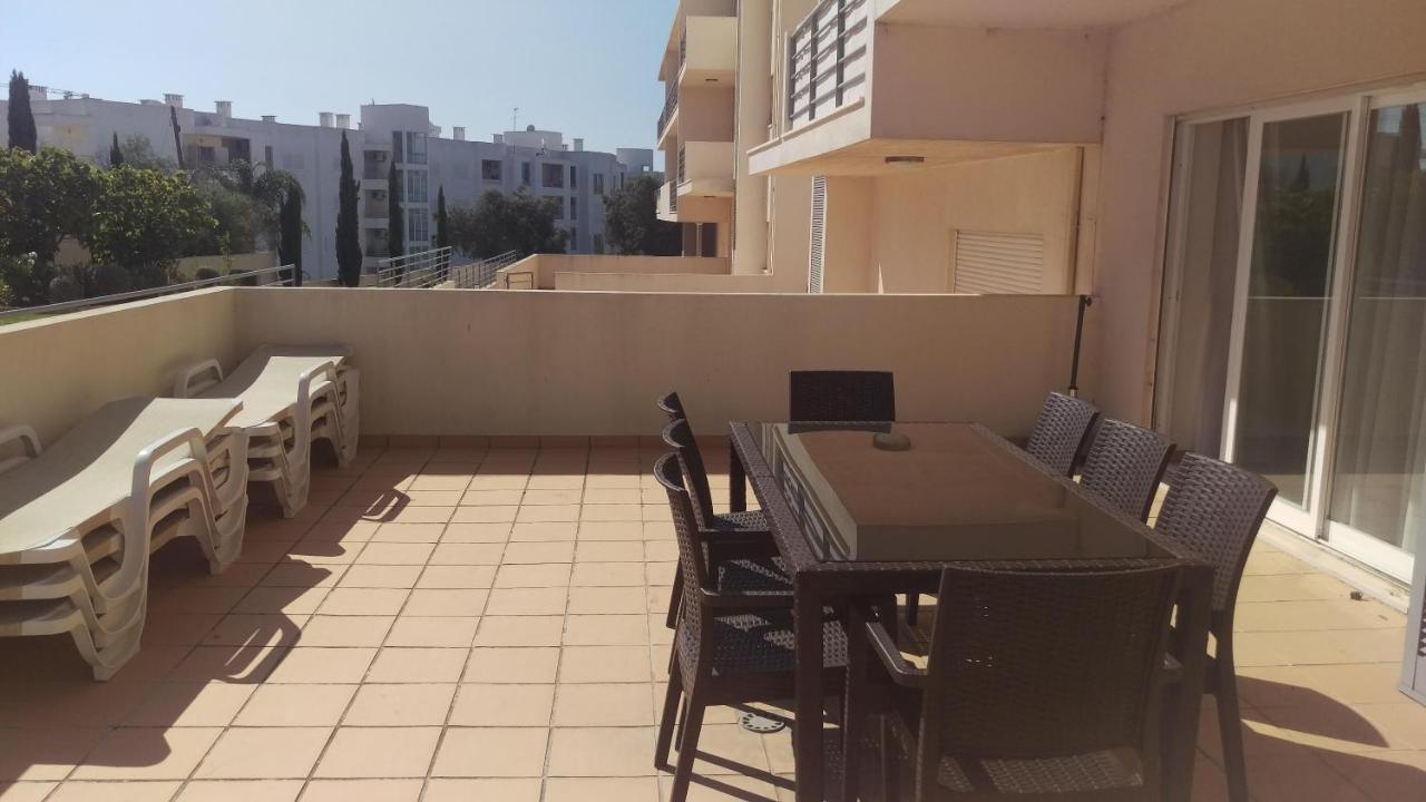 Appartement Modern 3 Bedroom Pool View. Albufeira