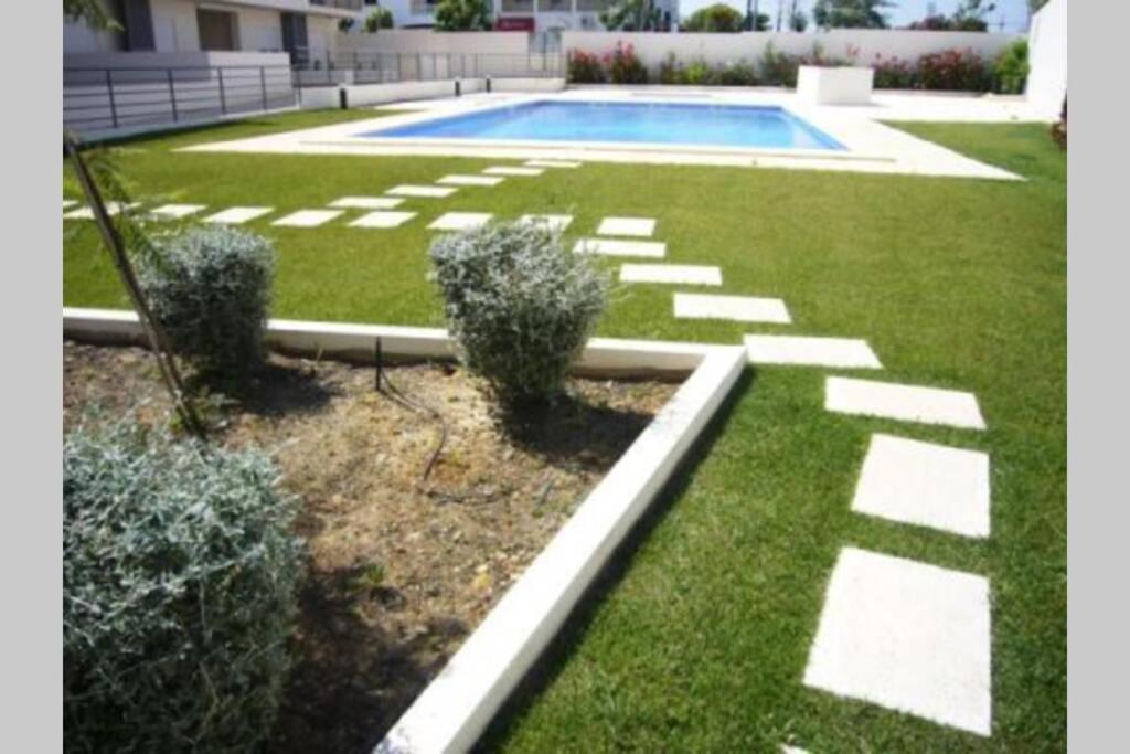 Modern 3 Bedroom Pool View. * Albufeira